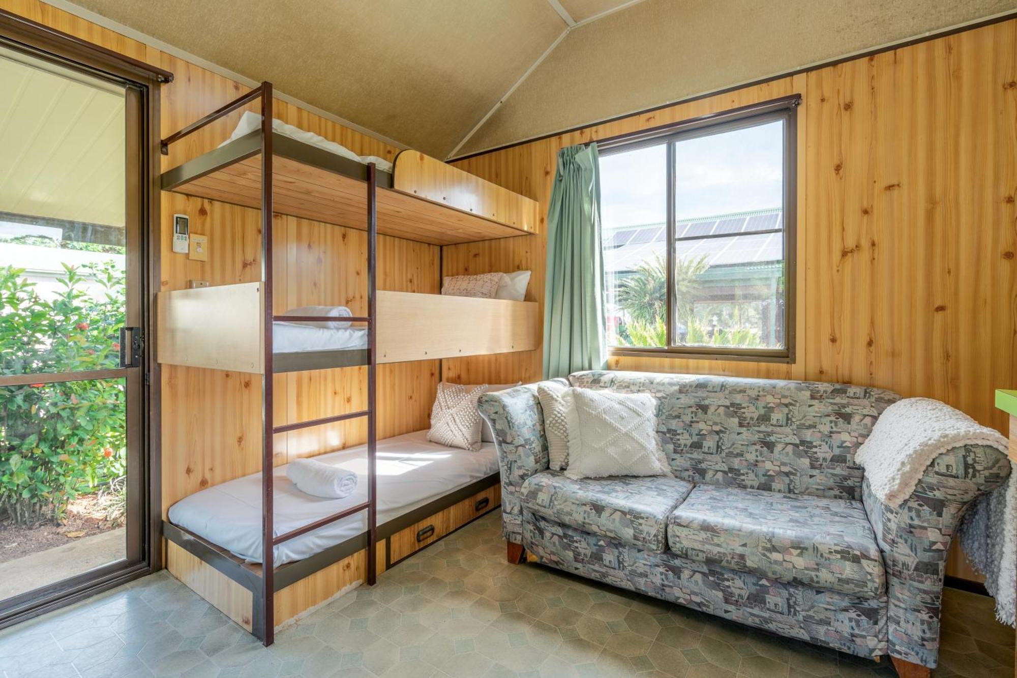 Big4 Tasman Holiday Parks - South Mission Beach Екстер'єр фото
